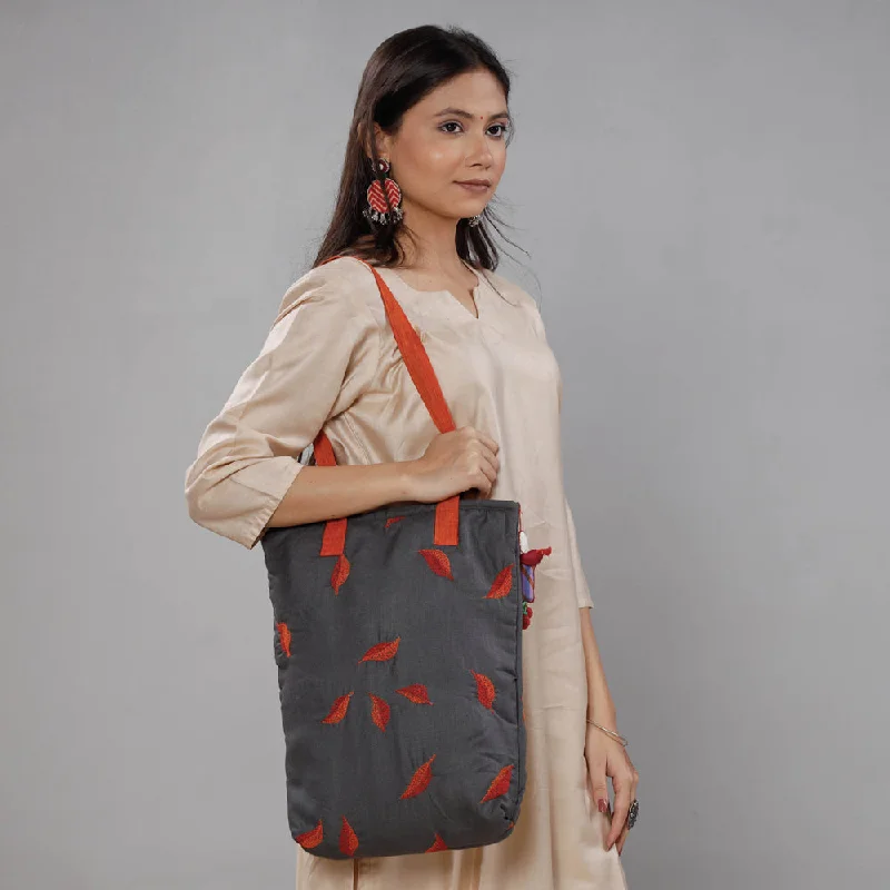 Travel-friendly shoulder bags with RFID-blocking technology for secure storage -Grey - Chandi Maati Kantha Work Cotton Tote Bag