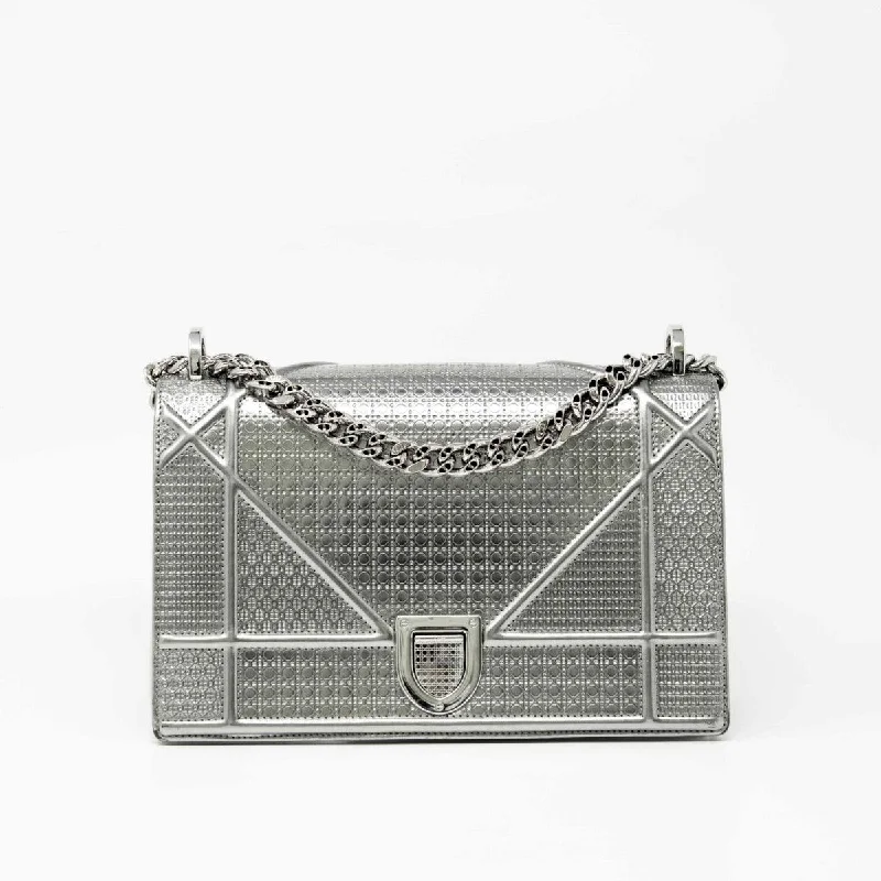 Double-Handle Tote Bags for Versatile-Dior Silver Medium Diorama Bag